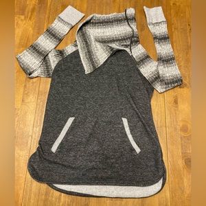 Women’s Maurice’s long sleeve